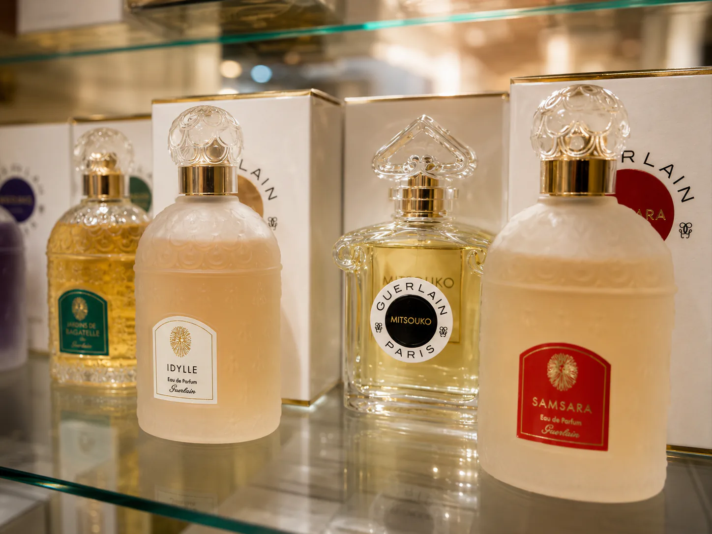 Profumi Guerlain Idylle, Mitsouko e Samsara esposti nella Profumeria Marino