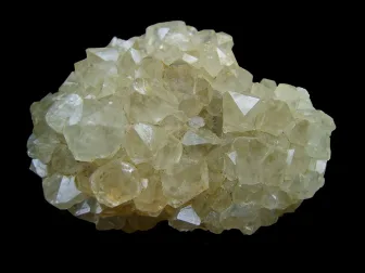 Immagine evocativa dell’accordo olfattivo Minerale
