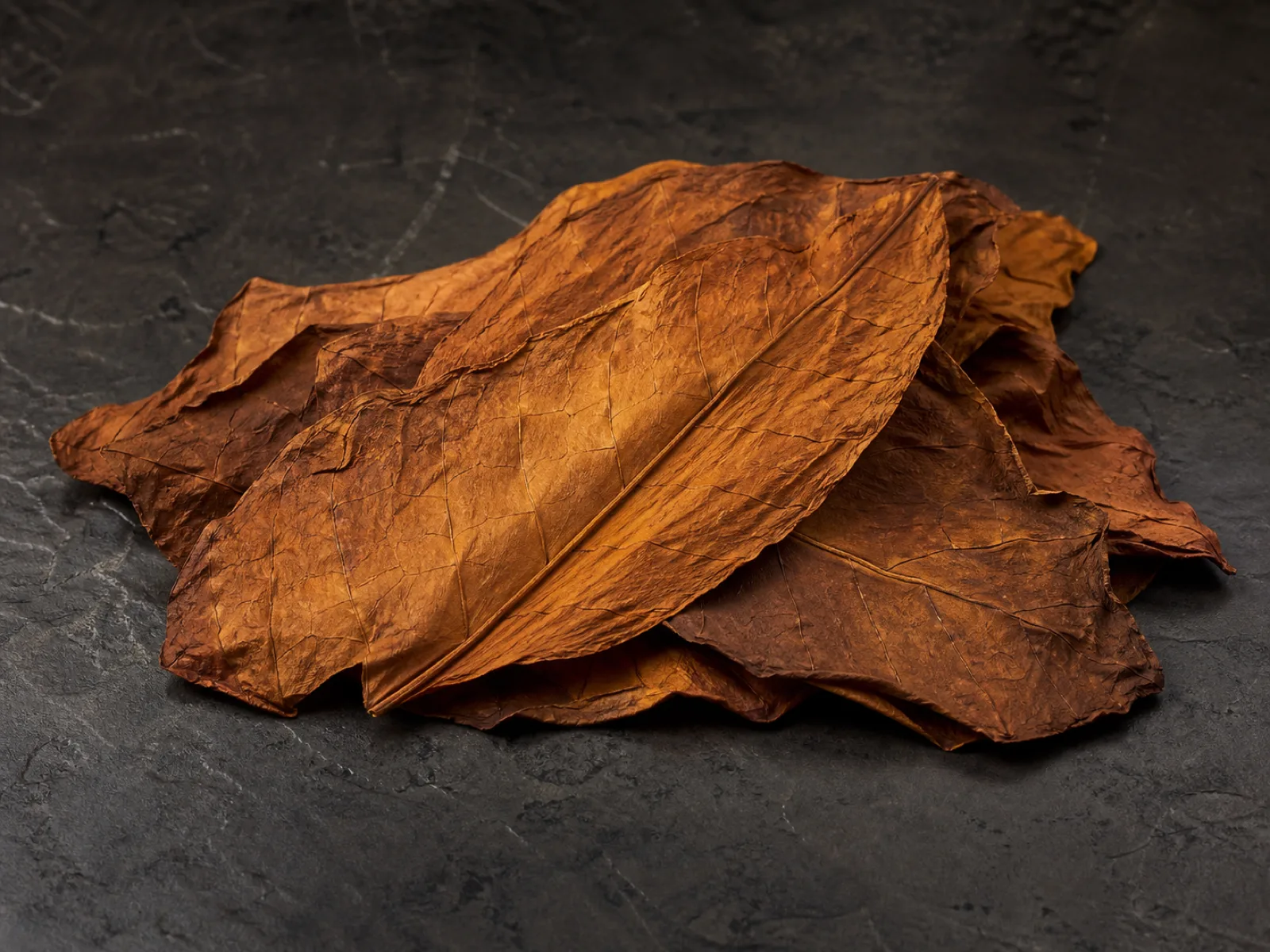 Immagine evocativa dell’accordo olfattivo tabacco