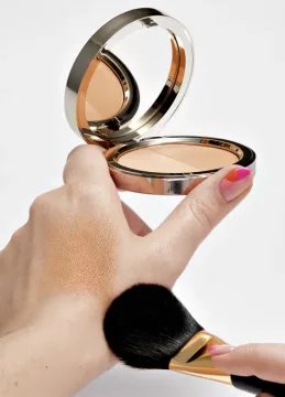 Ever Bronze Compact Powder 10 g.
