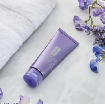 Take The Day Off Facial Cleansing Mousse 125 ml