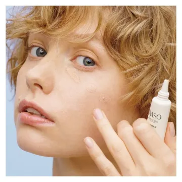 Waso Koshirice Tinted Spot Treatment 8 ml