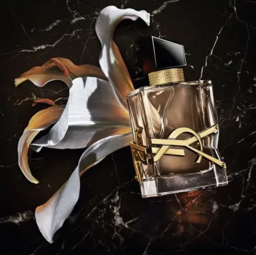 Libre Flowers & Flame Eau de Parfum 50 spray
