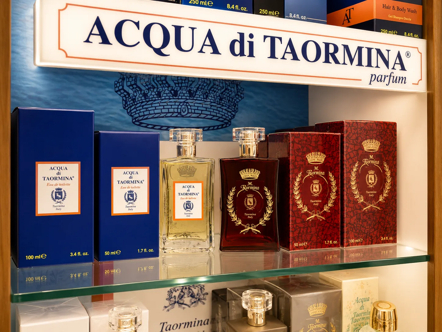 Scaffale Acqua di Taormina nella Profumeria Marino